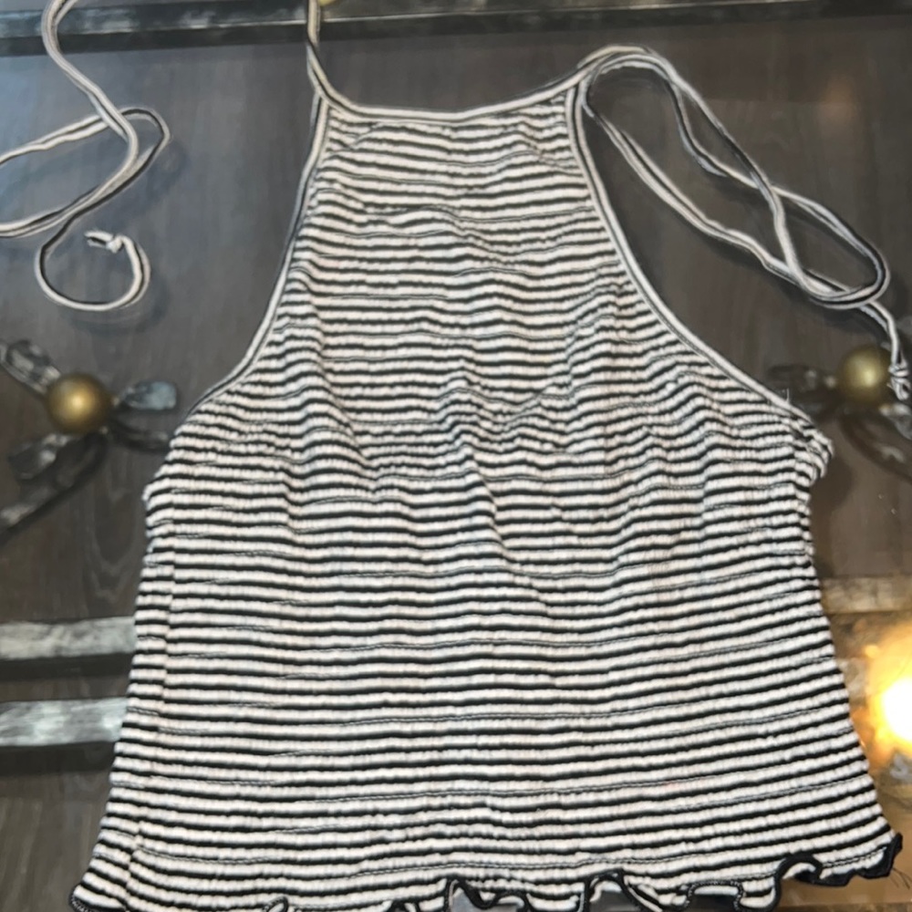 Ruched Top (tie-able, back out)